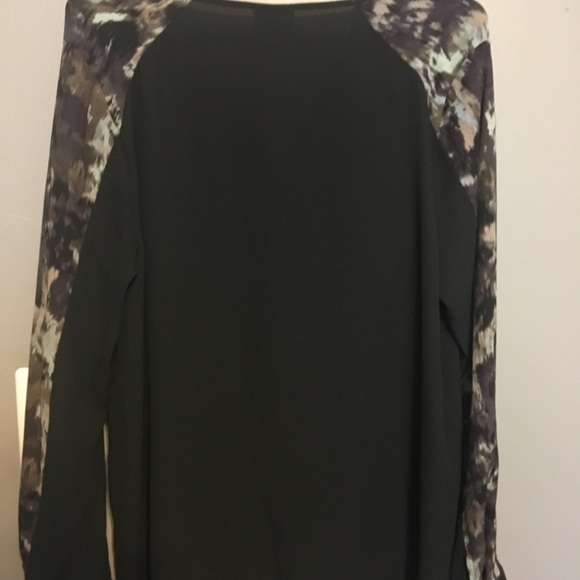 Mossimo Size Lg Blouse - Picture 2 of 4